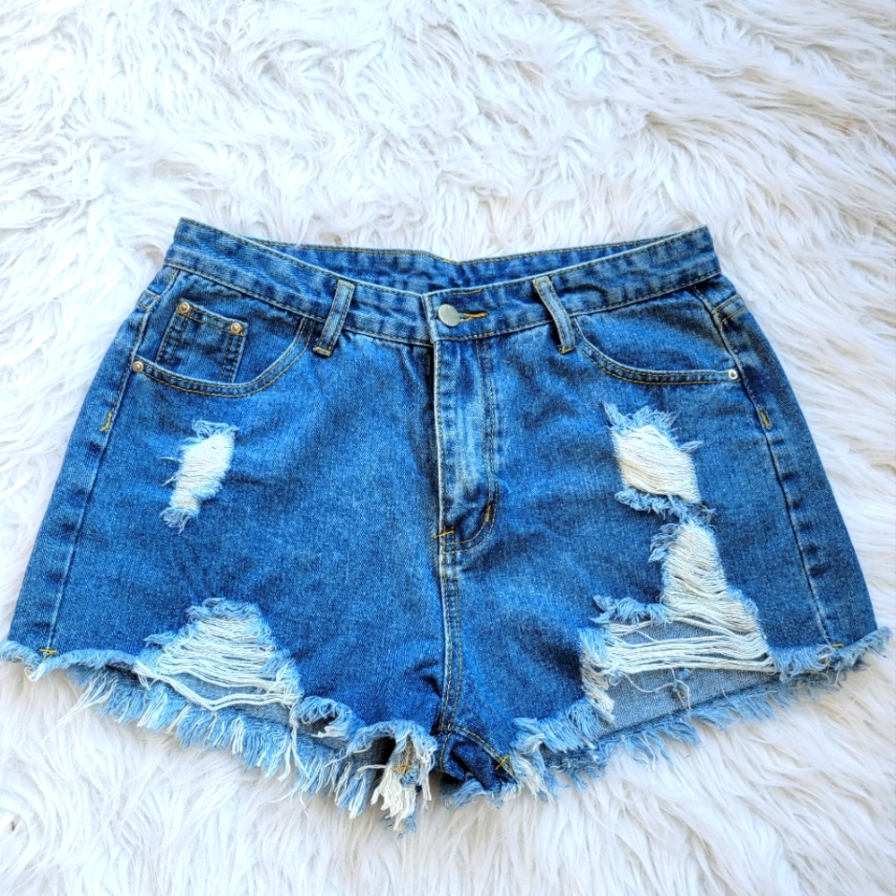 NWOT!! SHEIN Women's High Rise DENIM Shorts